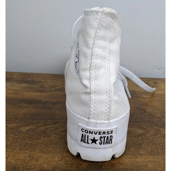 Converse Chuck Taylor All Star Lugged Women's White High Top 8.5 Canvas Sneakers - Picture 4 of 13